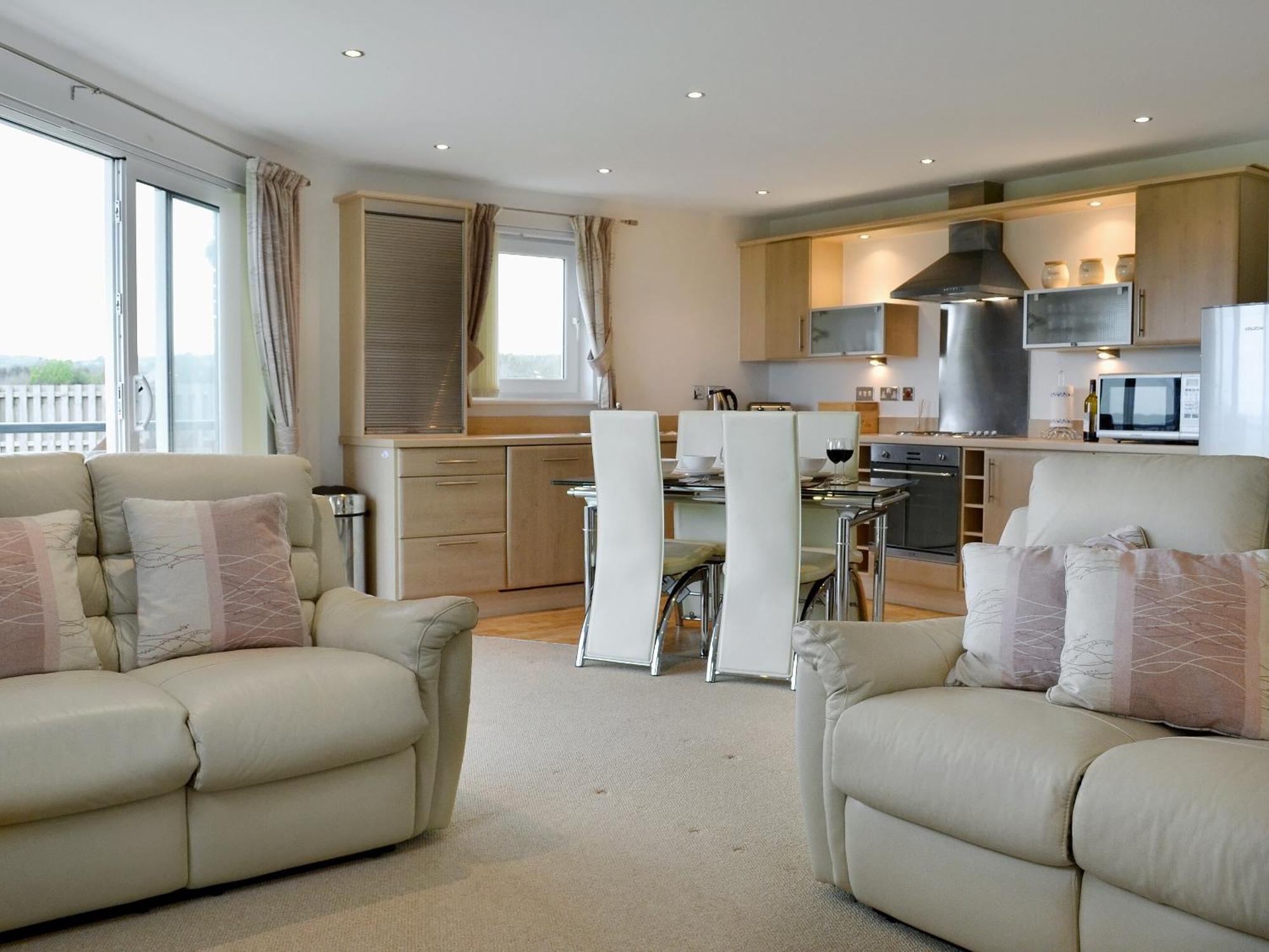 Waters Edge Villa Llanelli Exterior foto